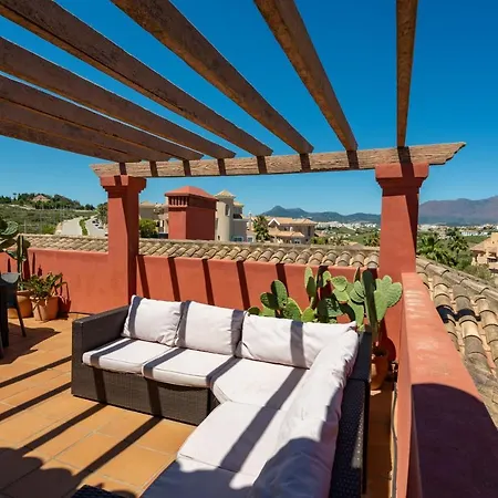 Colinas El Hacho 2320 Sea View Манилва